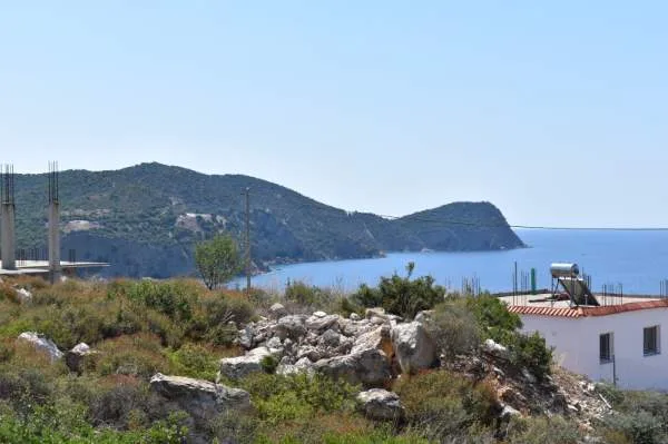 Αυτόνομο κτήριο κατοικιών 58τ.μ.  - 2