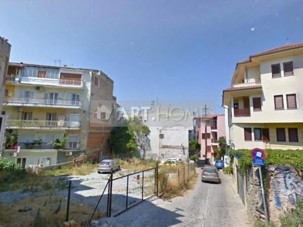 Αυτόνομο κτήριο κατοικιών 400τ.μ.  - 2