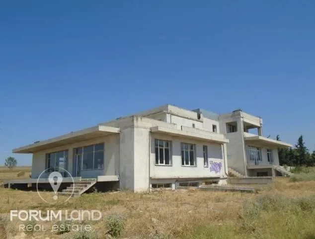 Standalone office building 900m²  - 3