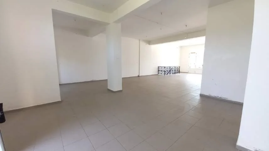 Shop 215m²  - 2
