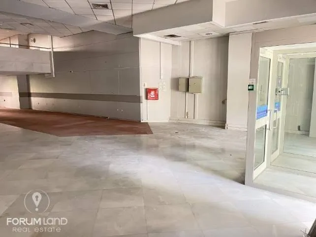 Shop 600m²  - 2
