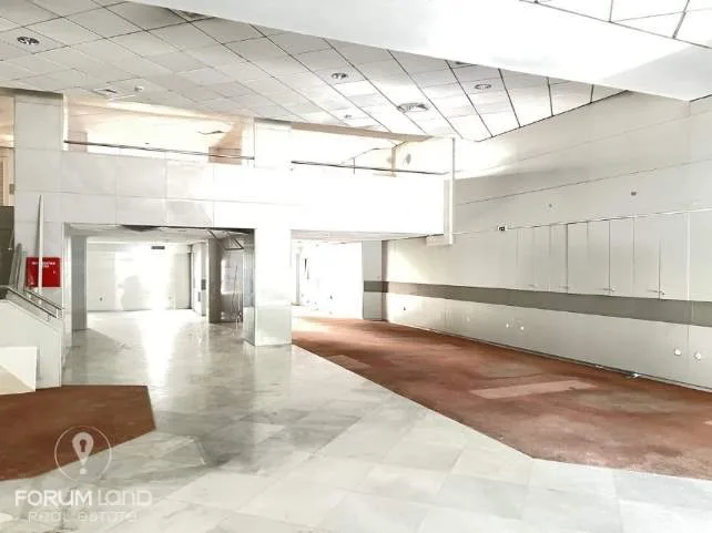 Shop 600m²  - 3