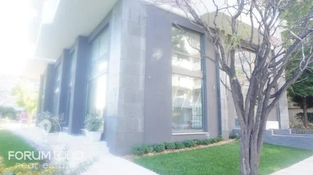 Shop 330m²  - 4