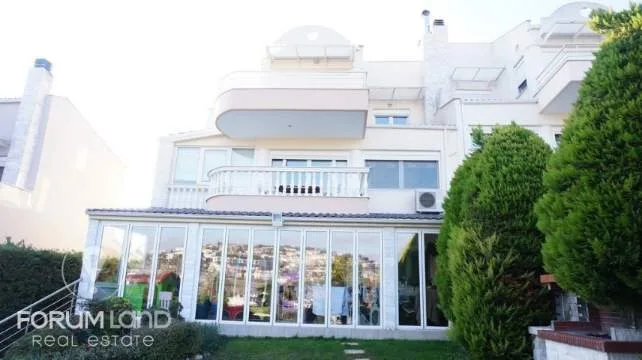 Detached house 300m²  - 2