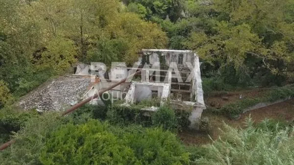 Βιοτεχνικοί / Βιομηχανικοί χώροι 880τ.μ.  - 4