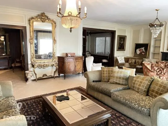 Apartment 194m²  - 4