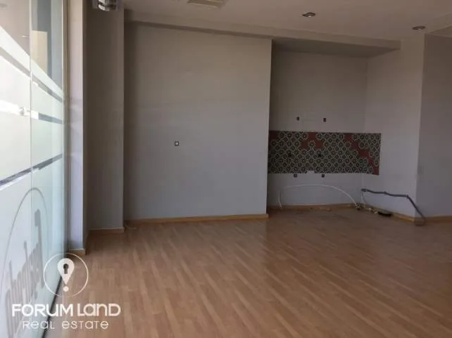 Shop 390m²  - 3
