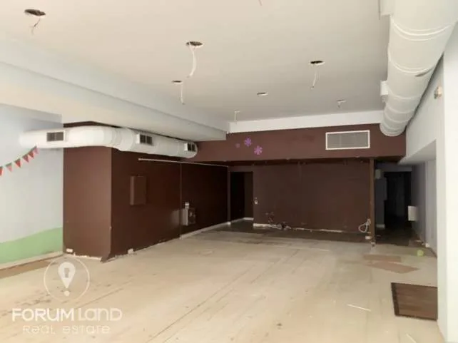 Shop 300m²  - 4