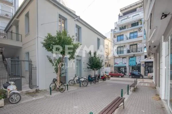 Αυτόνομο κτήριο γραφείων 240τ.μ.  - 3
