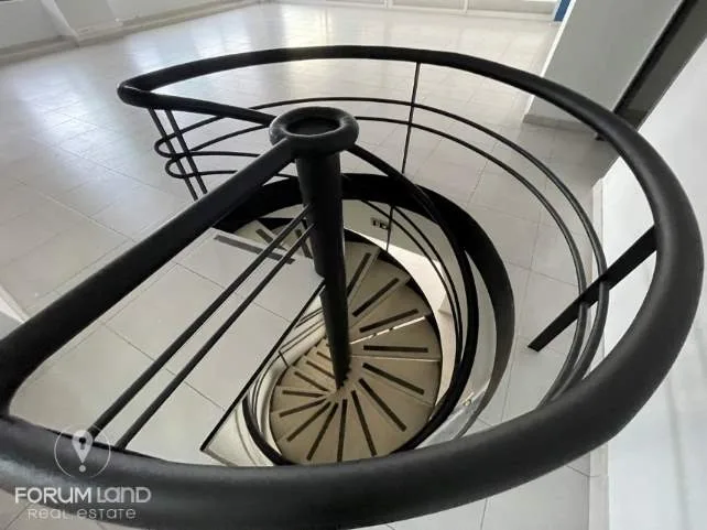 Shop 270m²  - 4