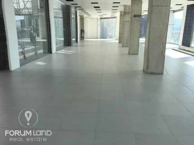 Shop 870m²  - 2