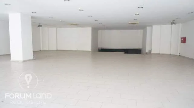 Shop 565m²  - 3