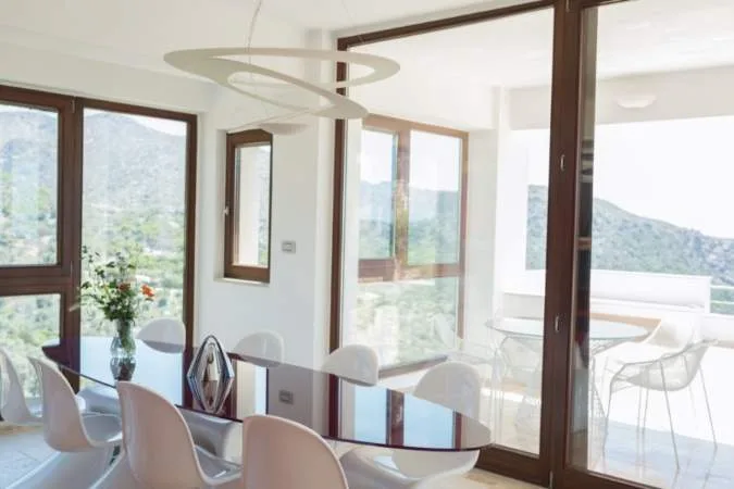 Detached house 646m²  - 3