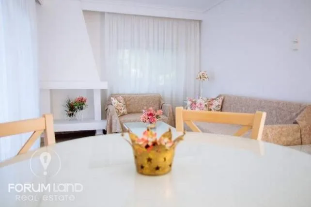 Standalone residential building 900m²  - 5