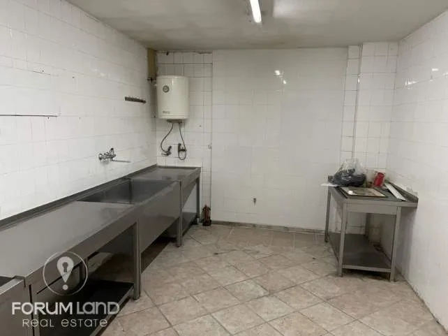 Shop 860m²  - 5