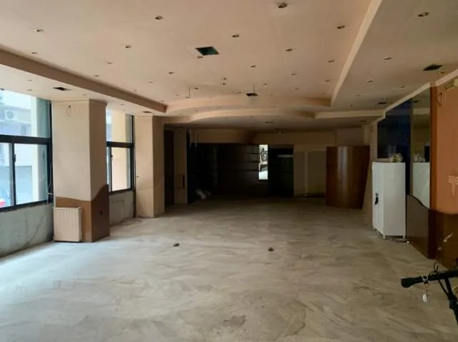 Shop 500m²  - 3