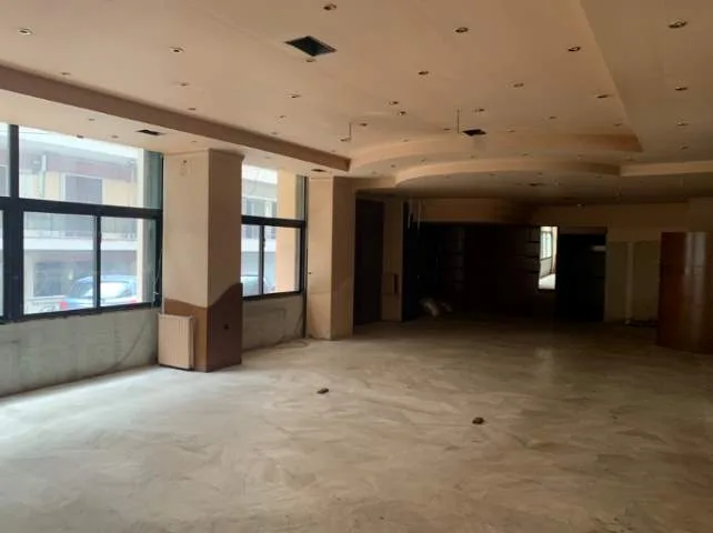 Shop 500m²  - 5