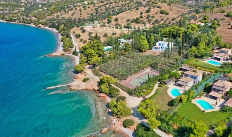 Μονοκατοικία 300τ.μ.  - 2