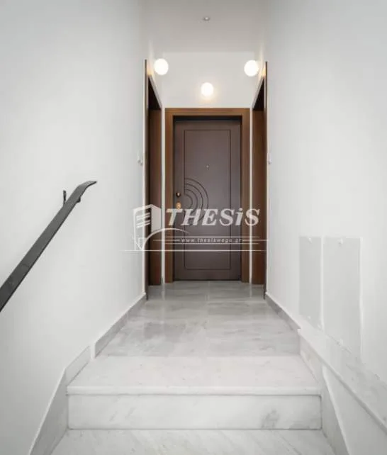 Standalone residential building 263m²  - 5