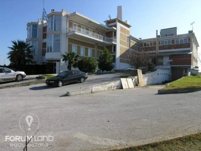 Standalone office building 2900m²  - 2