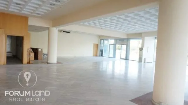Shop 700m²  - 3