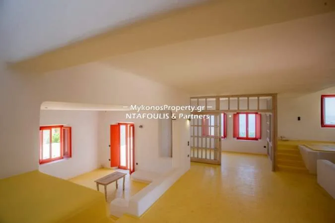 Detached house 736m²  - 3