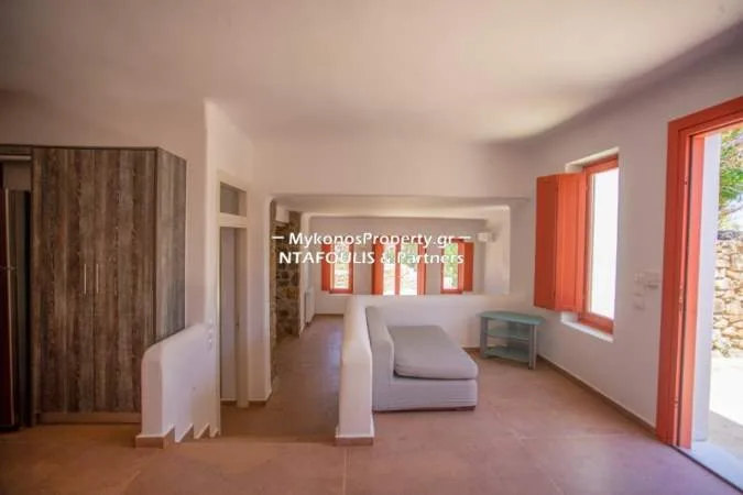 Detached house 736m²  - 4
