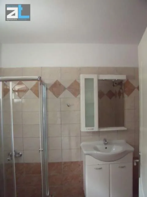 Standalone residential building 395m²  - 4