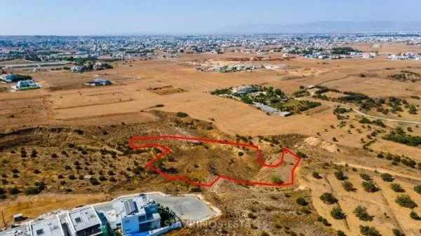Αγροτεμάχιο 6606τ.μ.  - 4