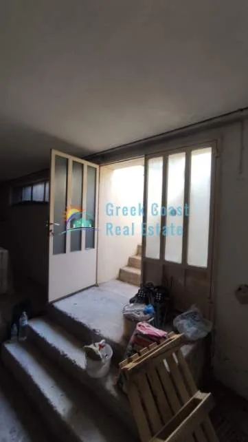 Κατάστημα 140τ.μ.  - 3