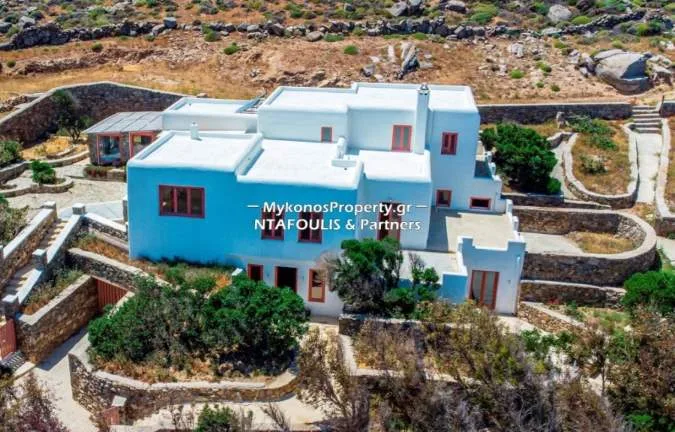 Standalone office building 736m²  - 3