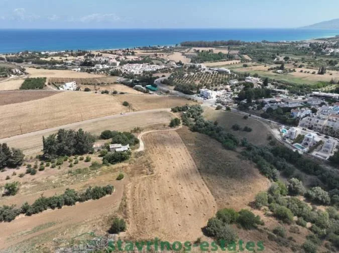 Αγροτεμάχιο 9700τ.μ.  - 2