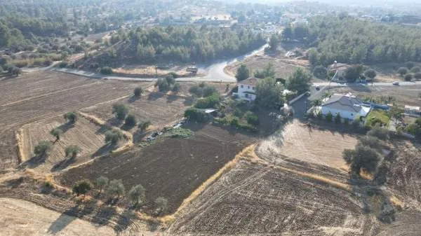 Οικόπεδο 830τ.μ.  - 2