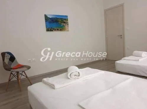 Αυτόνομο κτήριο κατοικιών 435τ.μ.  - 2