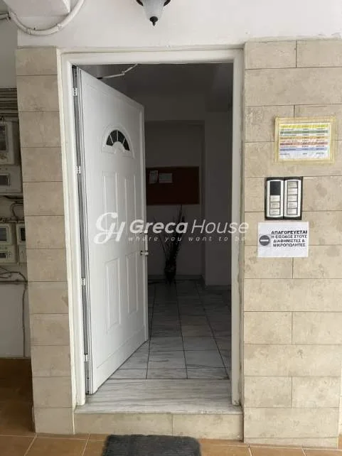 Αυτόνομο κτήριο κατοικιών 665τ.μ.  - 5