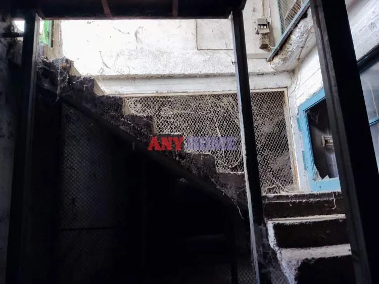 Κατάστημα 102τ.μ.  - 2