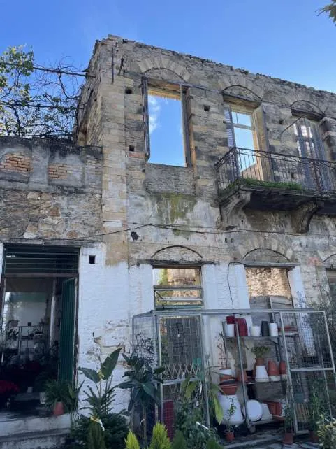 Μονοκατοικία 500τ.μ.  - 2