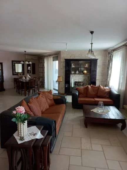 Apartment 180m²  - 4