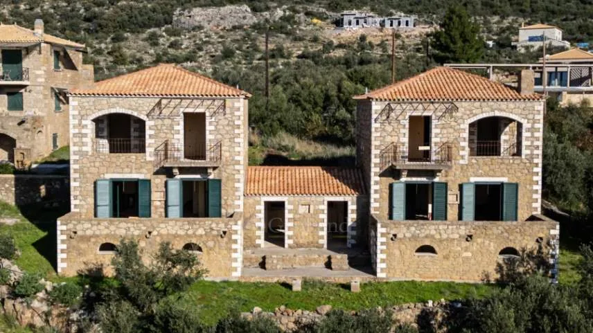 Αυτόνομο κτήριο κατοικιών 262τ.μ.  - 4
