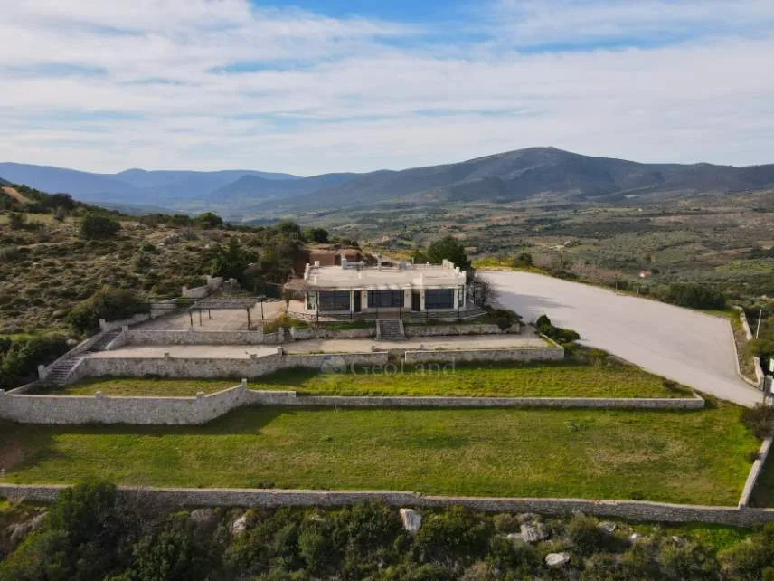 Αυτόνομο κτήριο κατοικιών 280τ.μ.  - 4