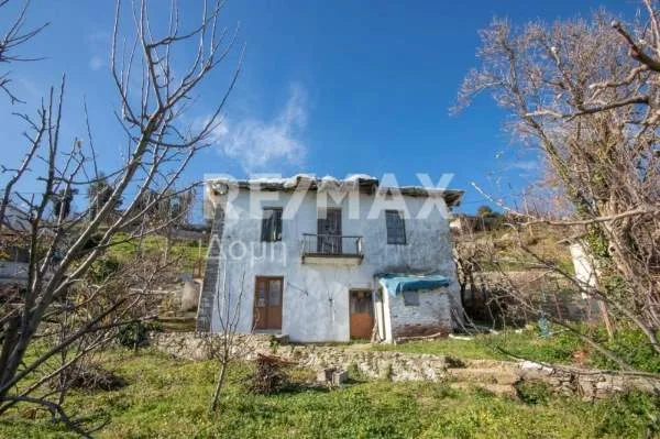 Μονοκατοικία 242τ.μ.  - 2