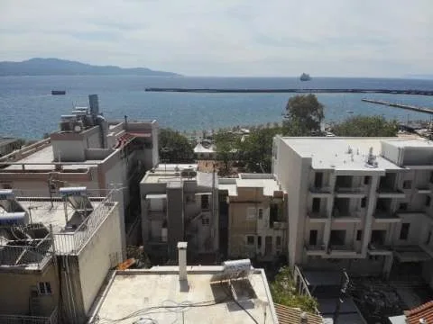 Αυτόνομο κτήριο κατοικιών 527τ.μ.  - 2