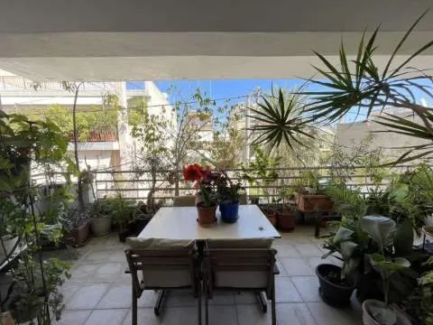 Standalone residential building 340m²  - 3
