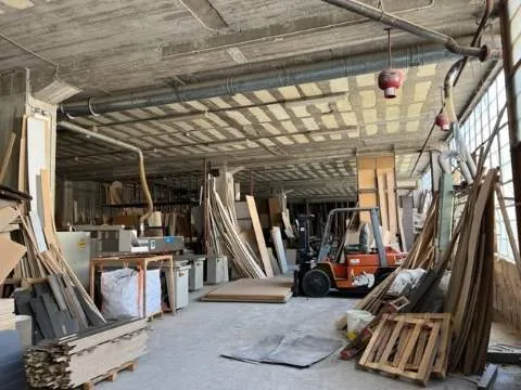 Βιοτεχνικοί / Βιομηχανικοί χώροι 2200τ.μ.  - 2