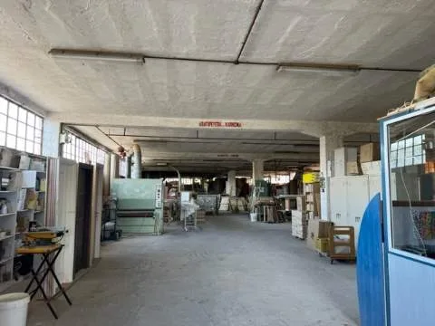 Βιοτεχνικοί / Βιομηχανικοί χώροι 2200τ.μ.  - 3