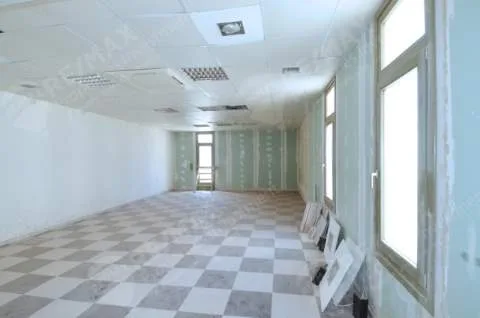 Αυτόνομο κτήριο γραφείων 440τ.μ.  - 4