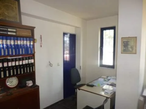 Αυτόνομο κτήριο γραφείων 1010τ.μ.  - 3