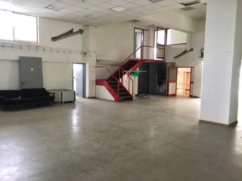 Αυτόνομο κτήριο γραφείων 920τ.μ.  - 2