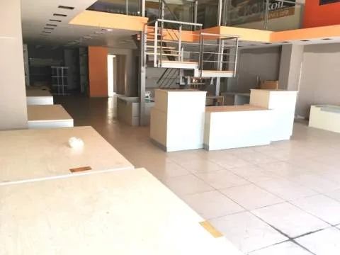Shop 400m²  - 2