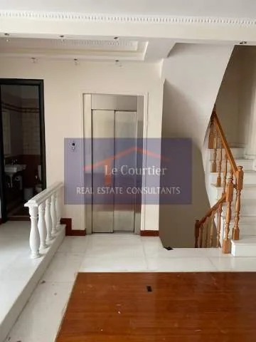 Detached house 281m²  - 3